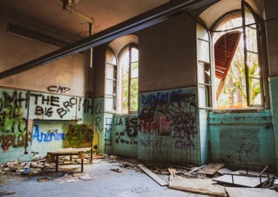 acroyoga-urbex-Manicomio-di-M