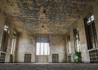 acroyoga-urbex-Manicomio-di-V